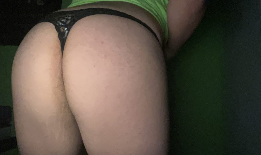 Asian sissy in a tiny thong