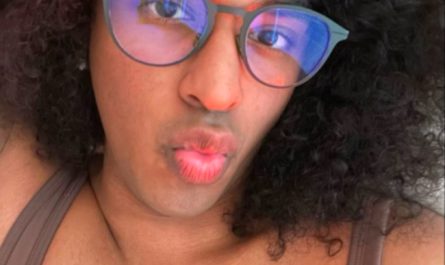 Androgynous Slut Wanting Appreciation