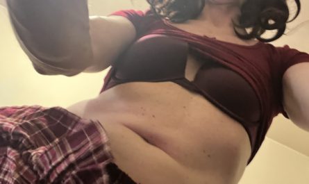 Sissy loves taking cock while dressed like a slut